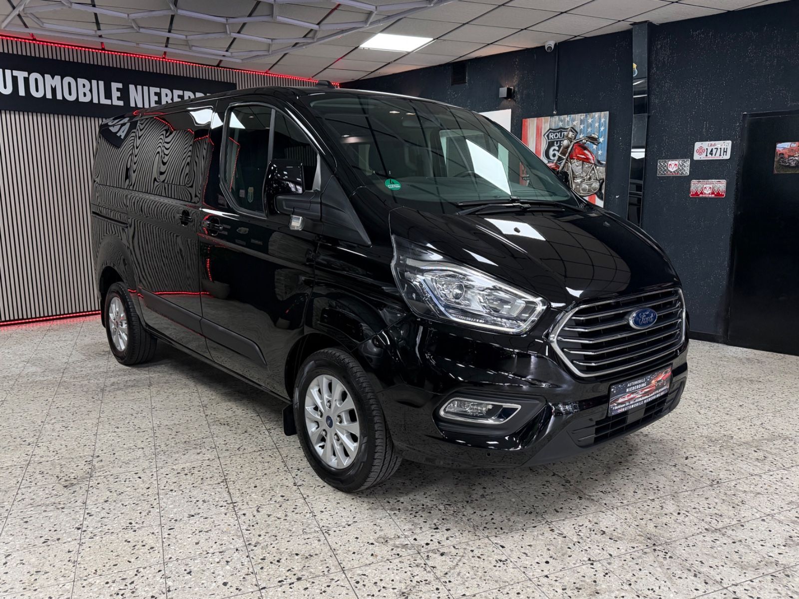 Ford Tourneo Custom Trend 2.0 EcoBlue TDCI 8Sitzer foto 4
