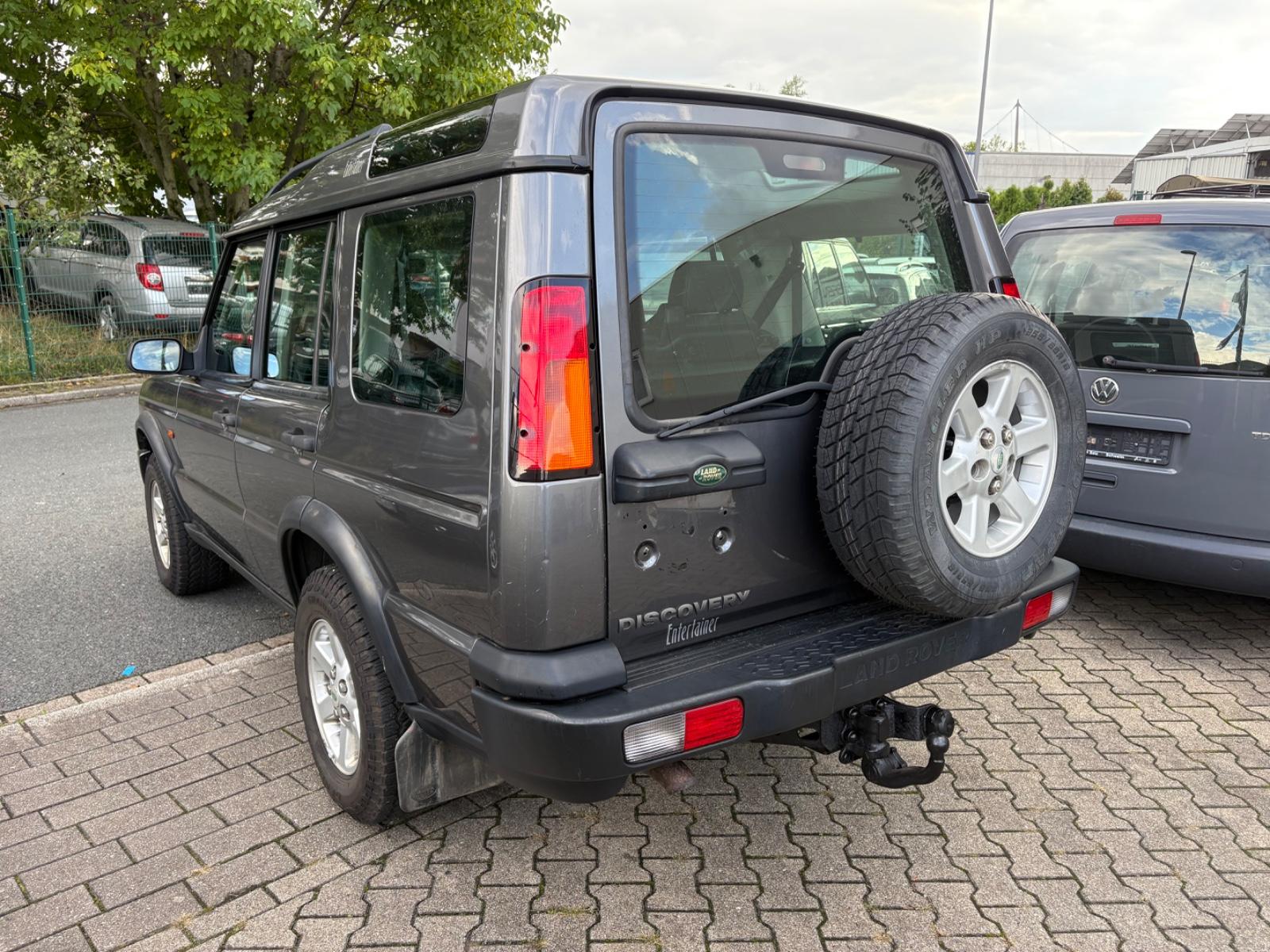 Land Rover Discovery Td5 15P Entertainer