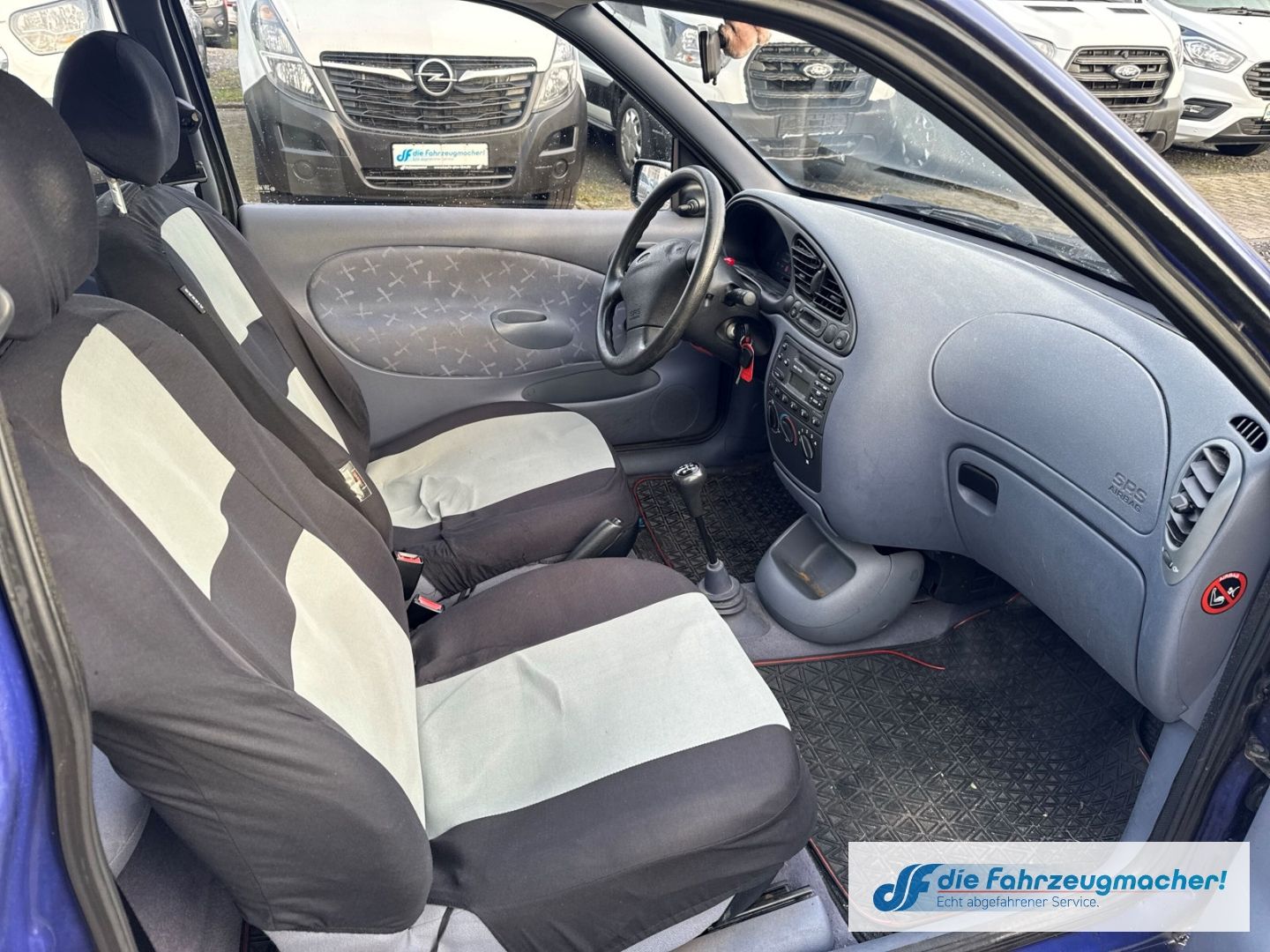 Fahrzeugabbildung Ford Fiesta TÜV 10/26 1.3l *EXPORT  74.000km