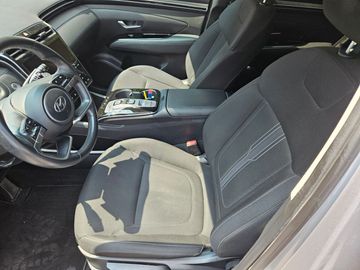 Hyundai TUCSON - 8