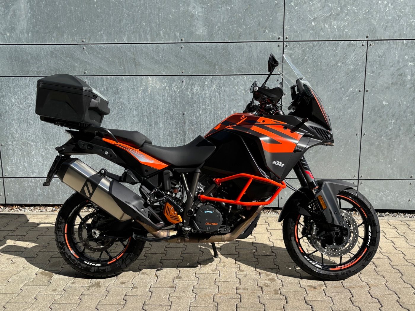 Fahrzeugabbildung KTM 1290 Super Adventure S Travel Pack, Topcase
