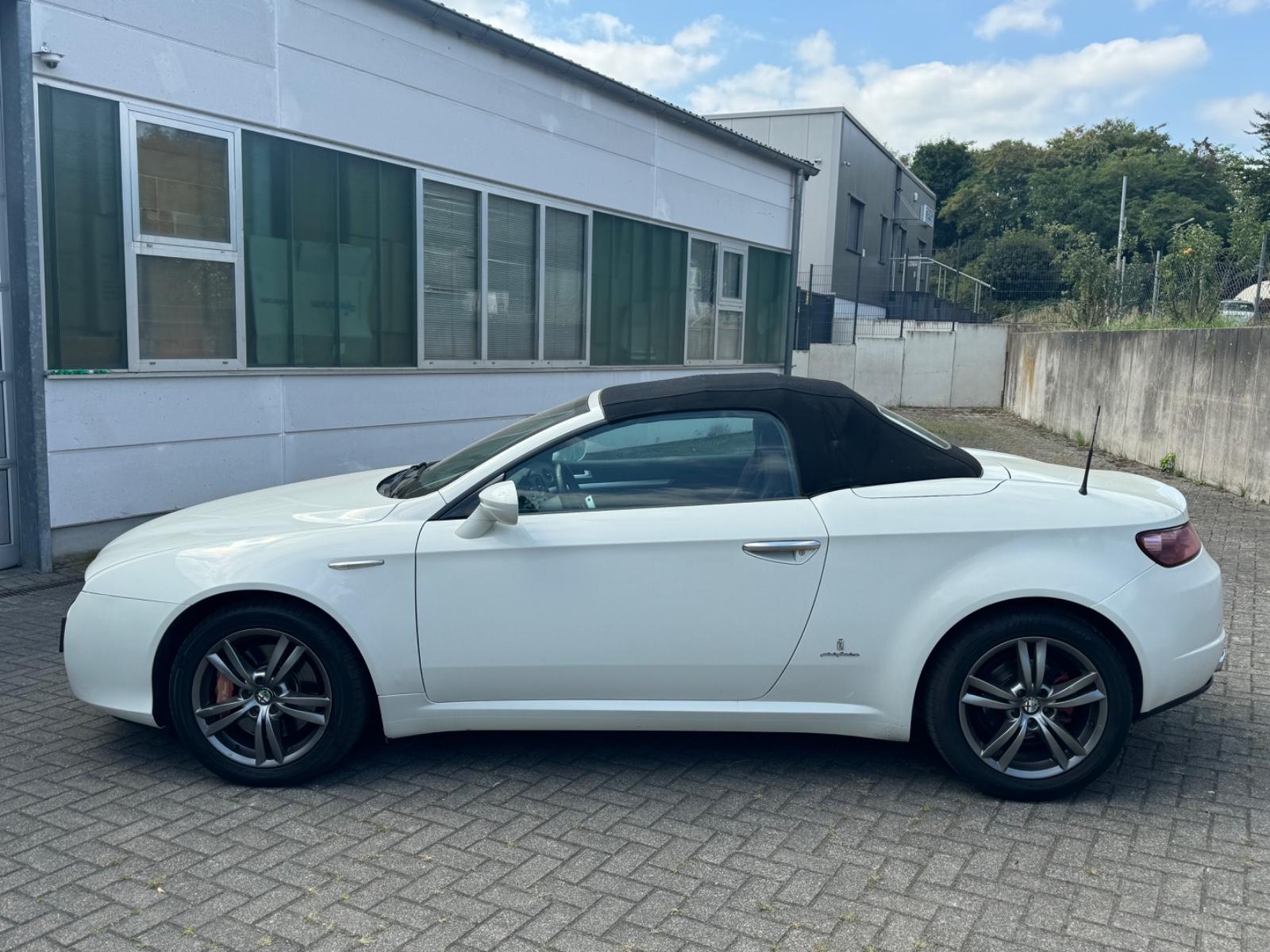 Alfa Romeo Spider 2.0 JTDM 16V