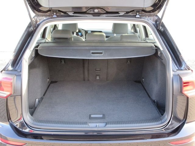 Golf VIII Variant 1.5 TSI Style AHK/PANORAMA/LED