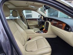 Fahrzeugabbildung XJ 2.7 D XJ6 Executive DPF