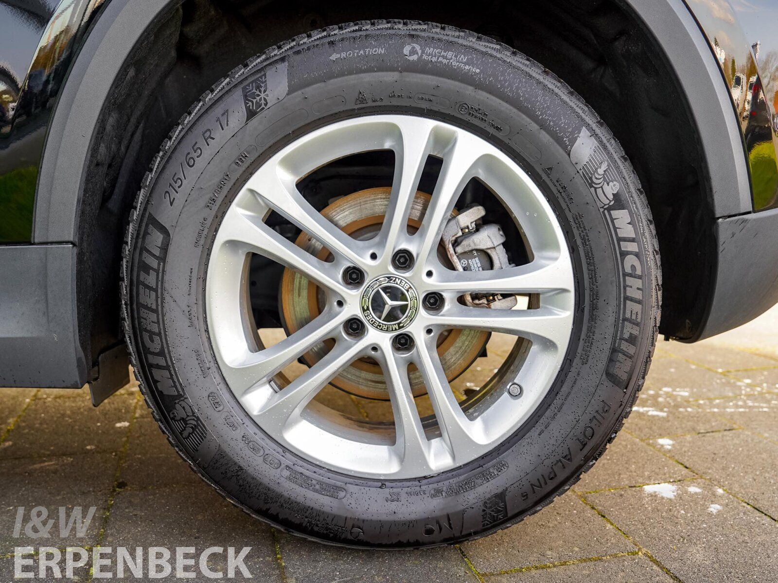 Fahrzeugabbildung Mercedes-Benz GLA 200 7G Kamera MBUX-Premium el.Heckklappe SHZ