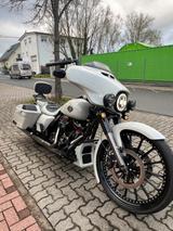 Harley-Davidson FL3 CVO Street Glide Screamin Eagle