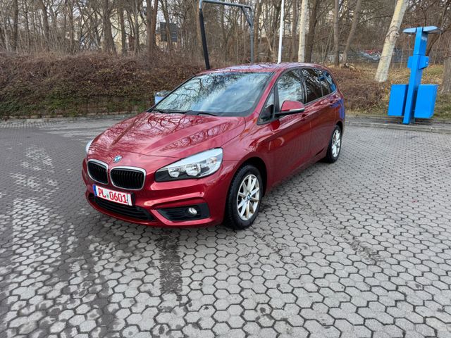 BMW 218 Baureihe 2 Gran Tourer 218 i Advantage