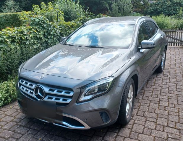 MERCEDES-BENZ Mercedes GLA 180 urban