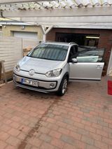 Volkswagen up! 1.0 cross up! cross up! - Volkswagen up! in Hamburg