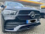 Mercedes-Benz GLE 300 d 4MATIC AMG/Pano/Burmester/AHK/HUD - Mercedes-Benz GLE 300 von privat