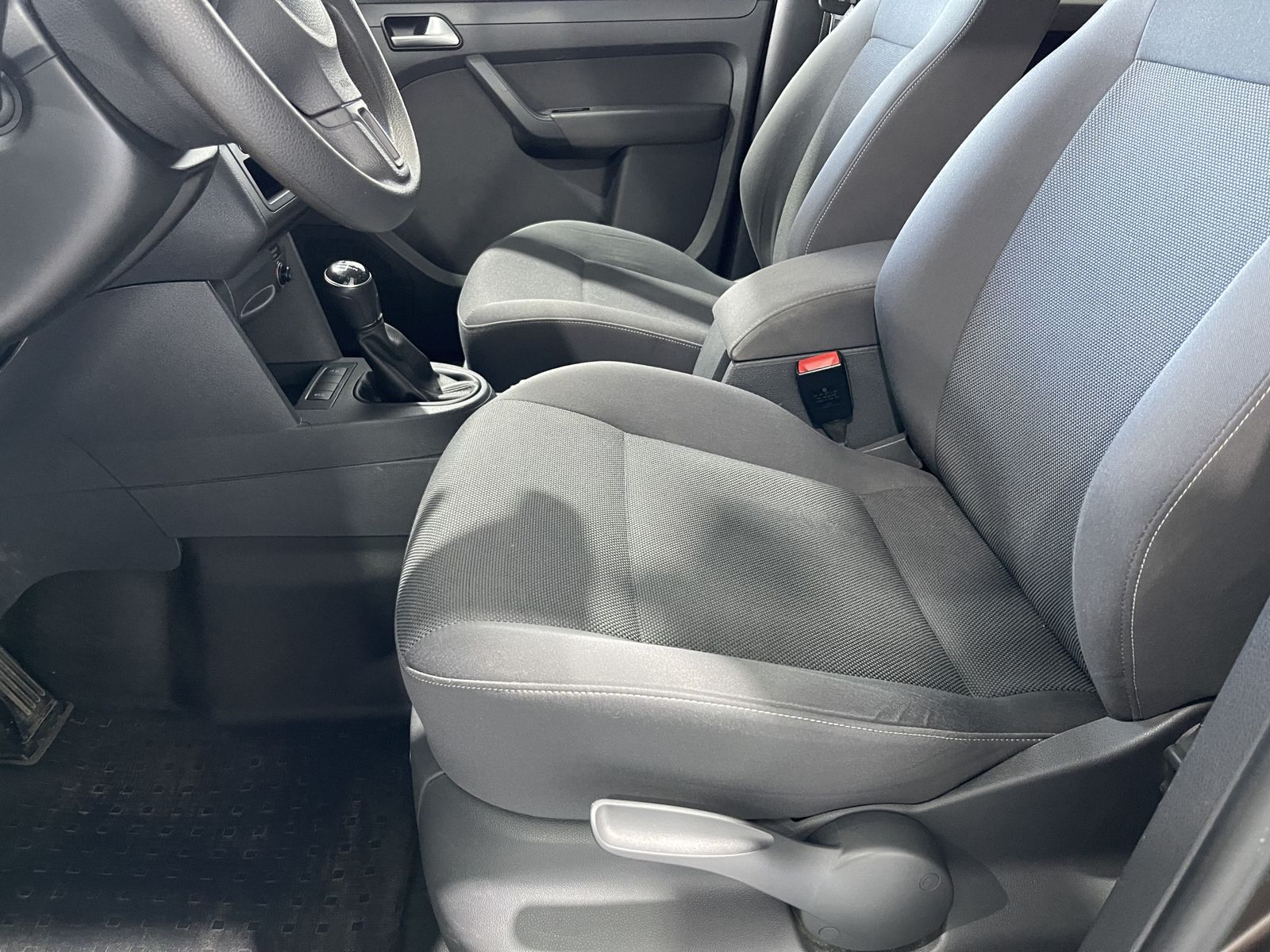 Fahrzeugabbildung Volkswagen Caddy Trendline 2.0 TDI*Navi*PDC*AHK*SHZ*Klima*