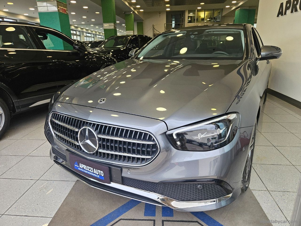 Mercedes-Benz MERCEDES-BENZ E 200 d Auto Business Sport imagem 3