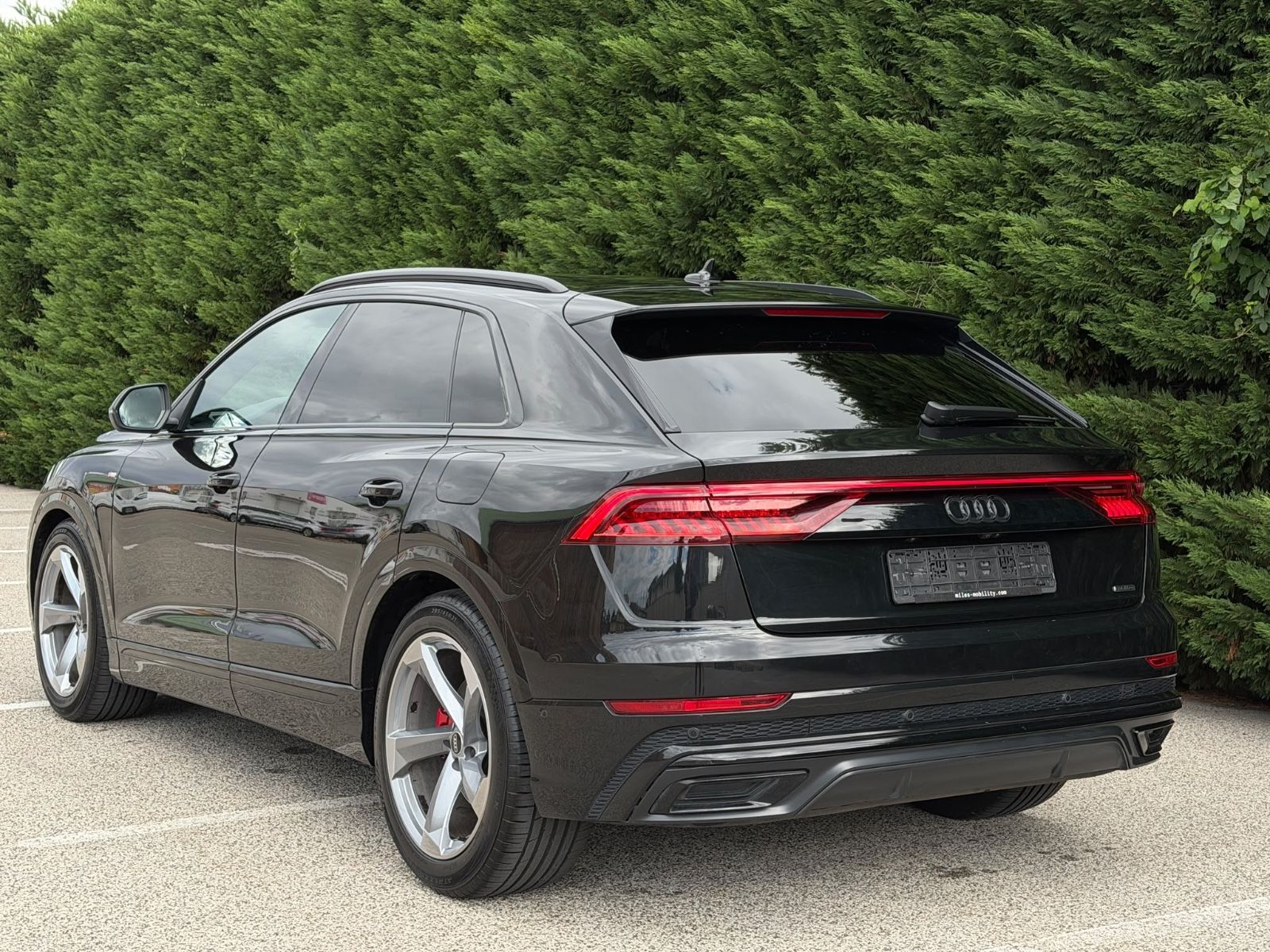 Audi Q8 60TFSI-e*3x-S-Line Plus*MATRIX*LUFT*360*AHK*2 imagem 3