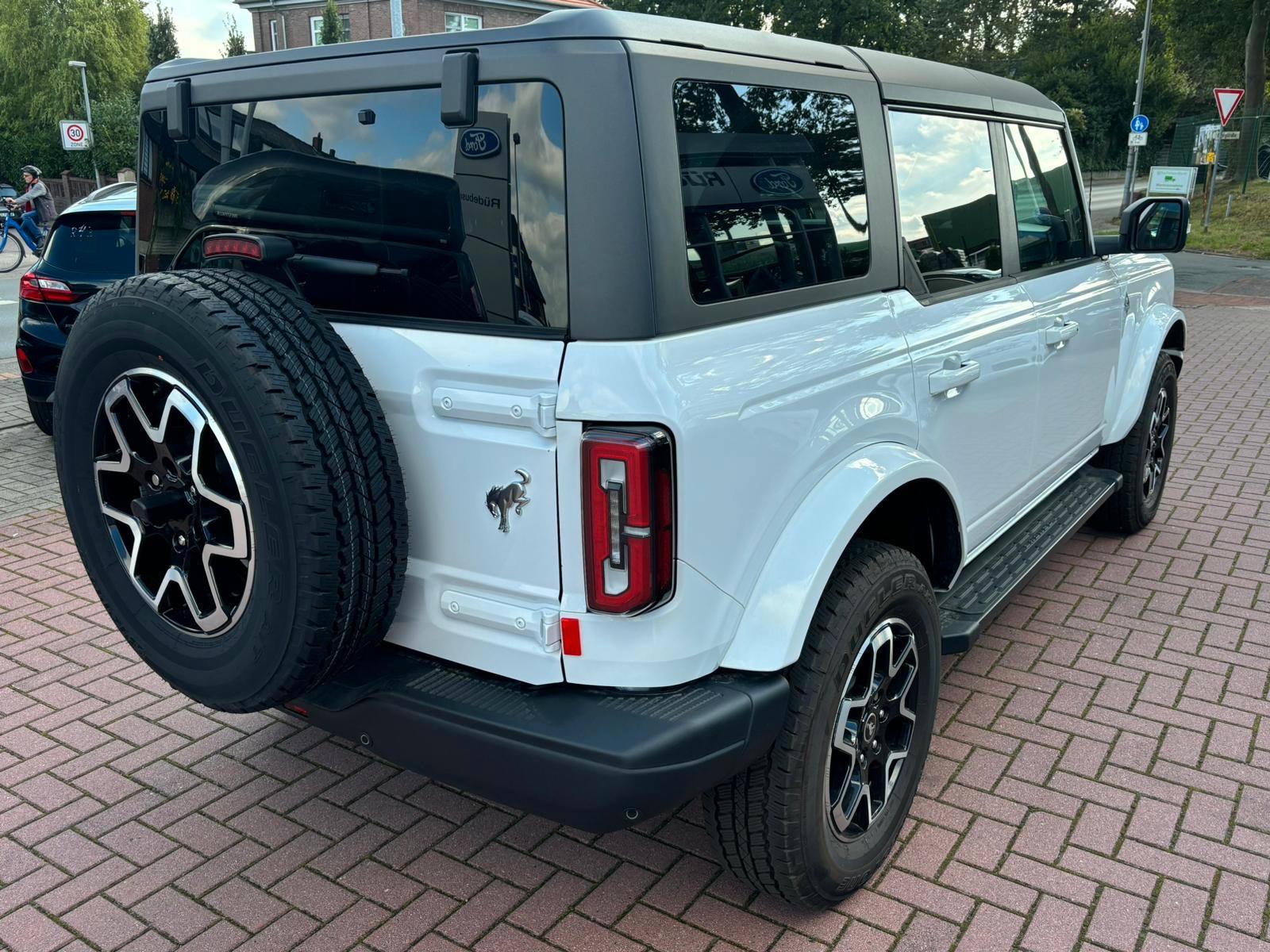 Ford Bronco 2.7 l EcoBoost Outer Banks 4x4 Automatik