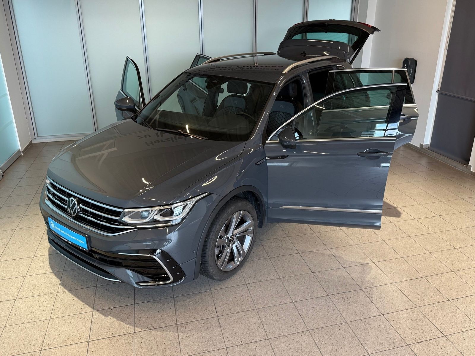 Volkswagen Tiguan 2.0 TSI R-Line 4Motion AHK Alarmanlage foto 2