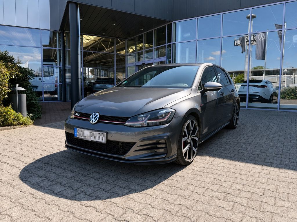 Image of Volkswagen Golf