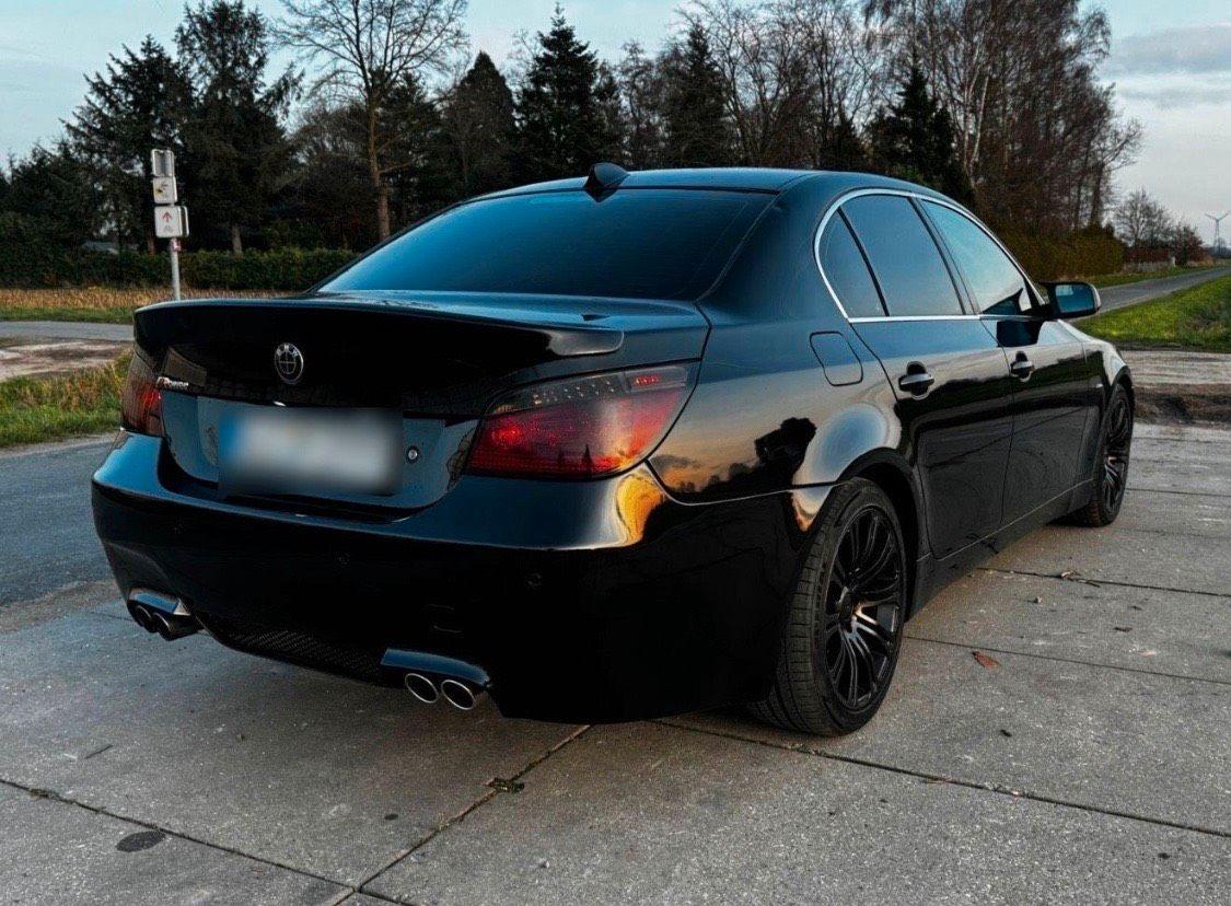 BMW 523