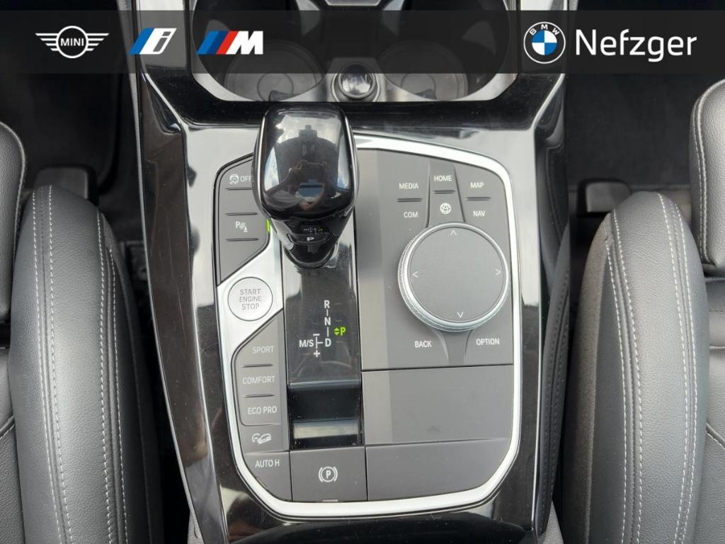 BMW X3 20 i xDrive PANO LED SHZ RFK HiFi, миниатюра 20