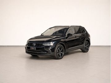 Volkswagen Tiguan - 2
