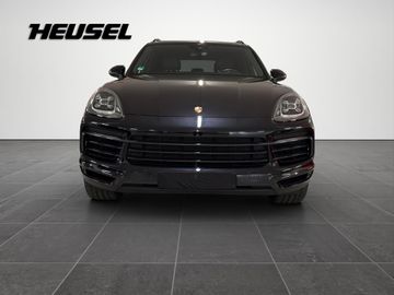 Porsche Cayenne - 2