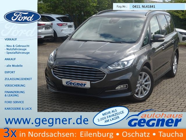 Vorderansicht von FORD