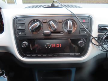 Fotografie 12 des Skoda Citigo Fun 1.0 44kw M+S ALU Sitzheizung