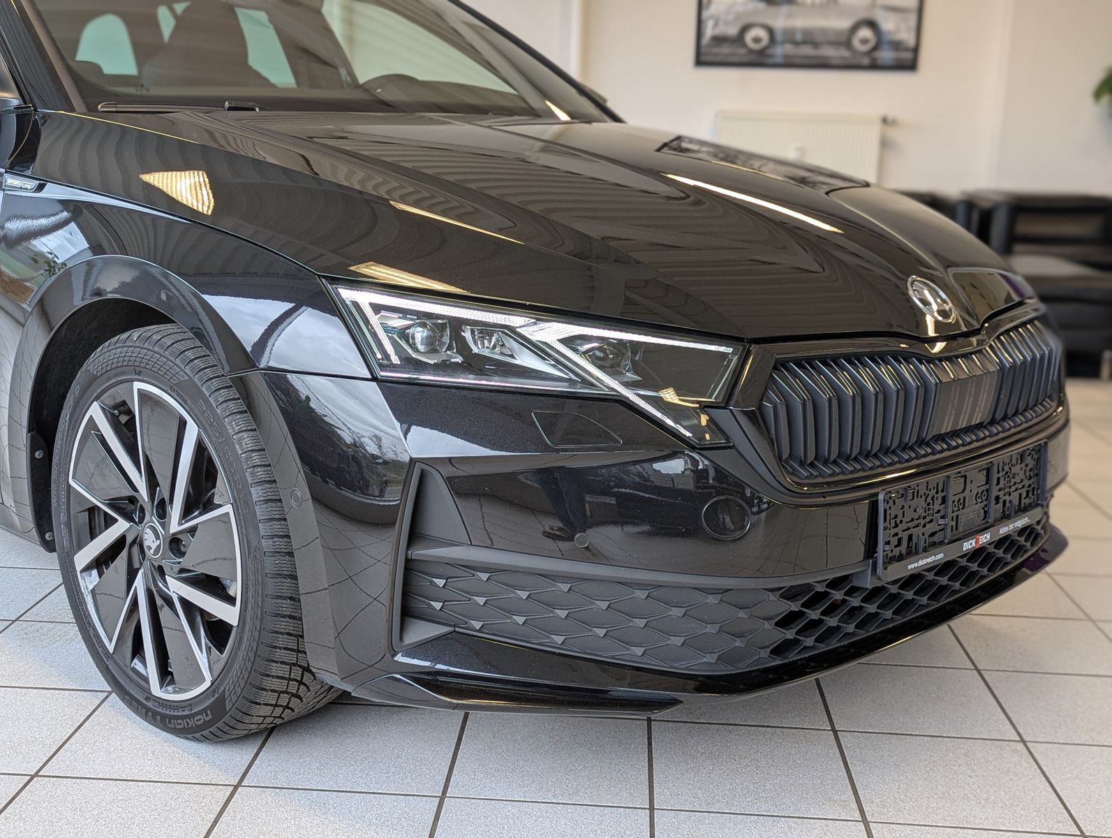 SKODA Octavia 2.0 TDI Sportline Matix Canton AHK 5J-Ga - Image 9