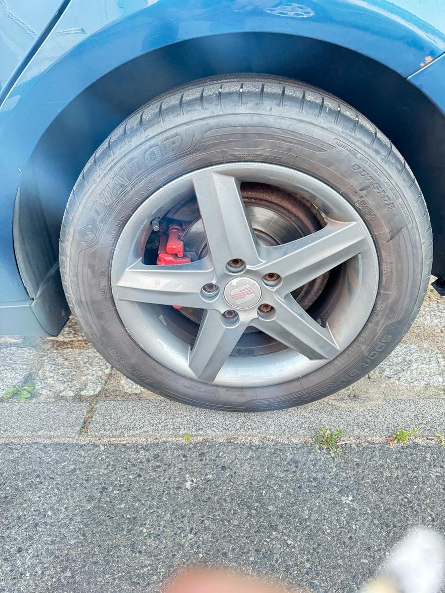 Seat Altea 2014 — engine