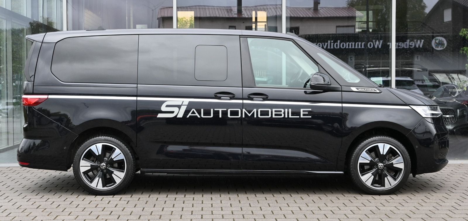 Fahrzeugabbildung Volkswagen T7 Multivan 2.0 TDI DSG Style Lang °MEGAVOLL°