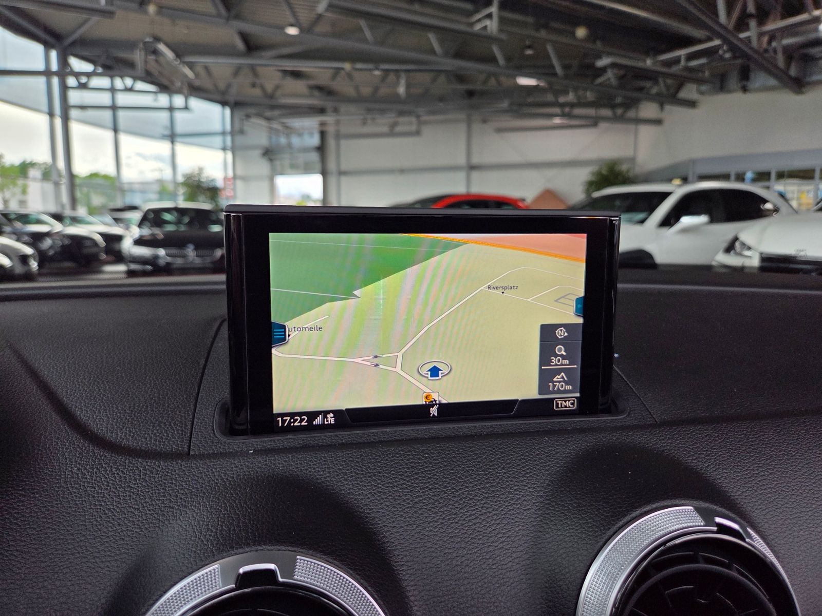 Fahrzeugabbildung Audi A3 Cabriolet 35 TFSI S line sport B&O LED NAV