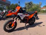 KTM 390 SMC-R inkl. Quickshifter - KTM 390 SMC R