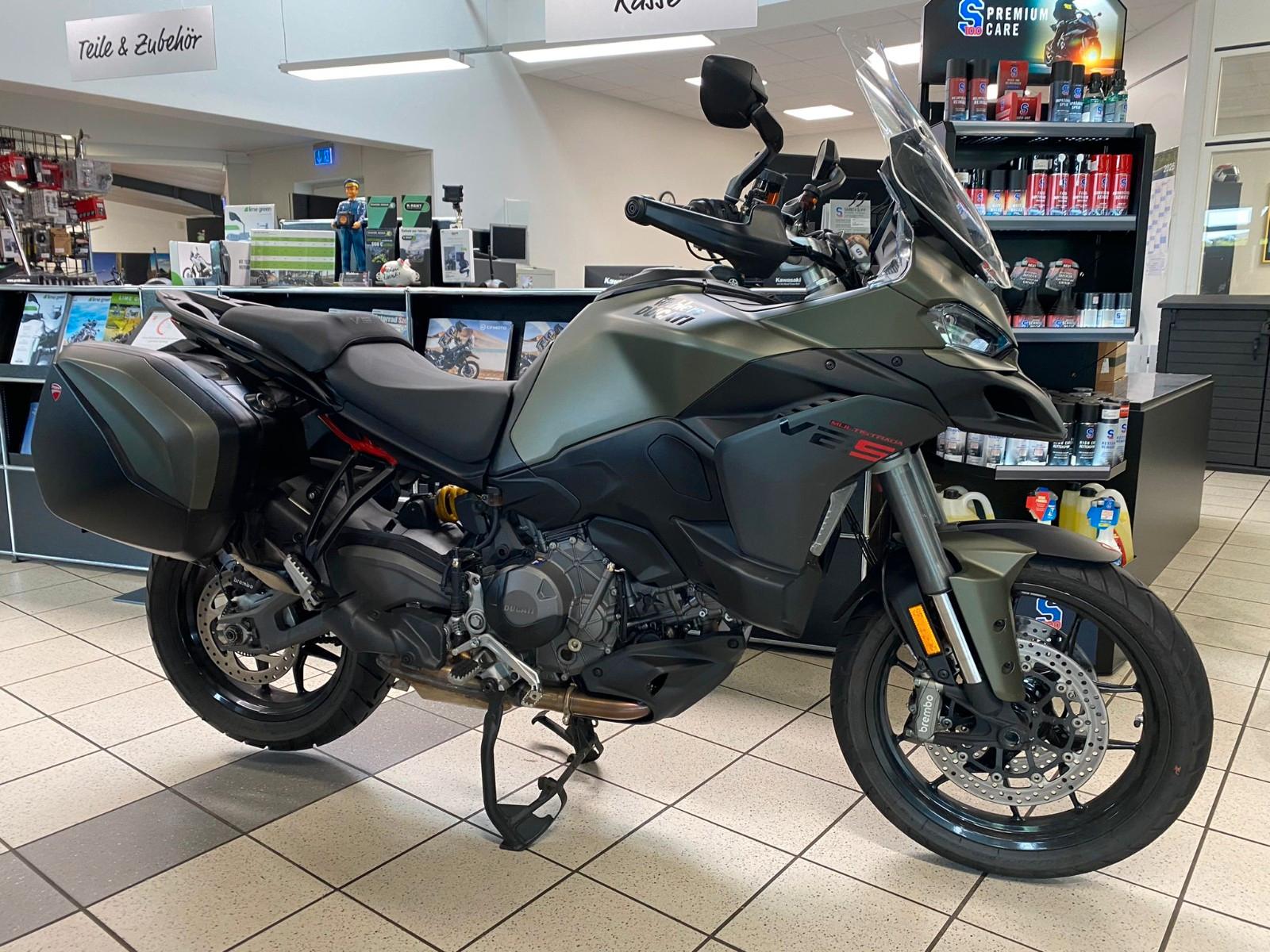 Ducati Multistrada V2 S Travel "TEAM WAHLERS SCHEEßEL"