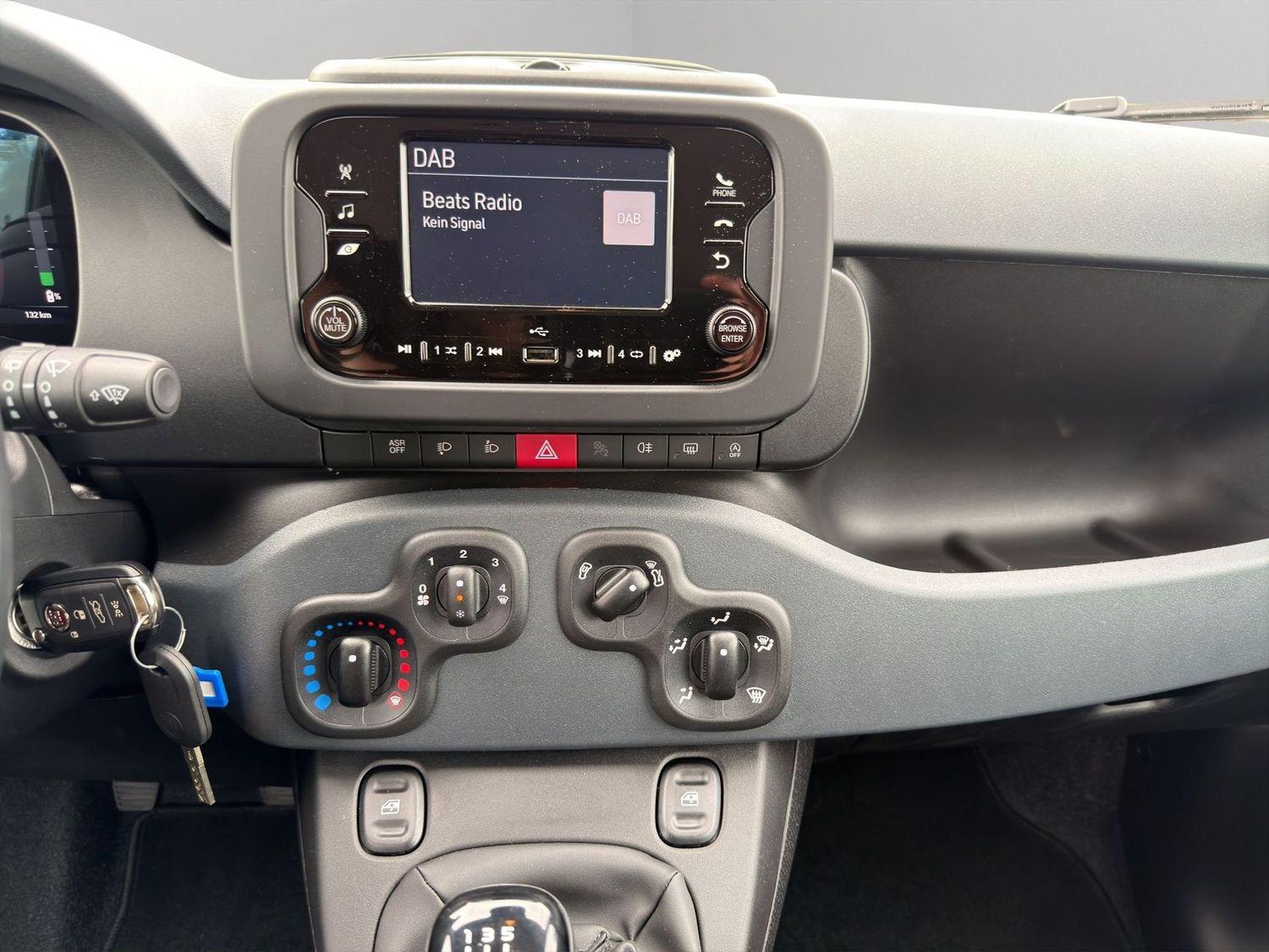 Fiat 99€ LEAS Panda PANDINA CROSS DAB SPURHALTE CITY