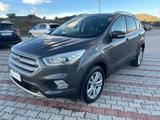 Ford Kuga 1.5 TDCI 120 CV S&S 2WD ST-Line - Ford Kuga: Van