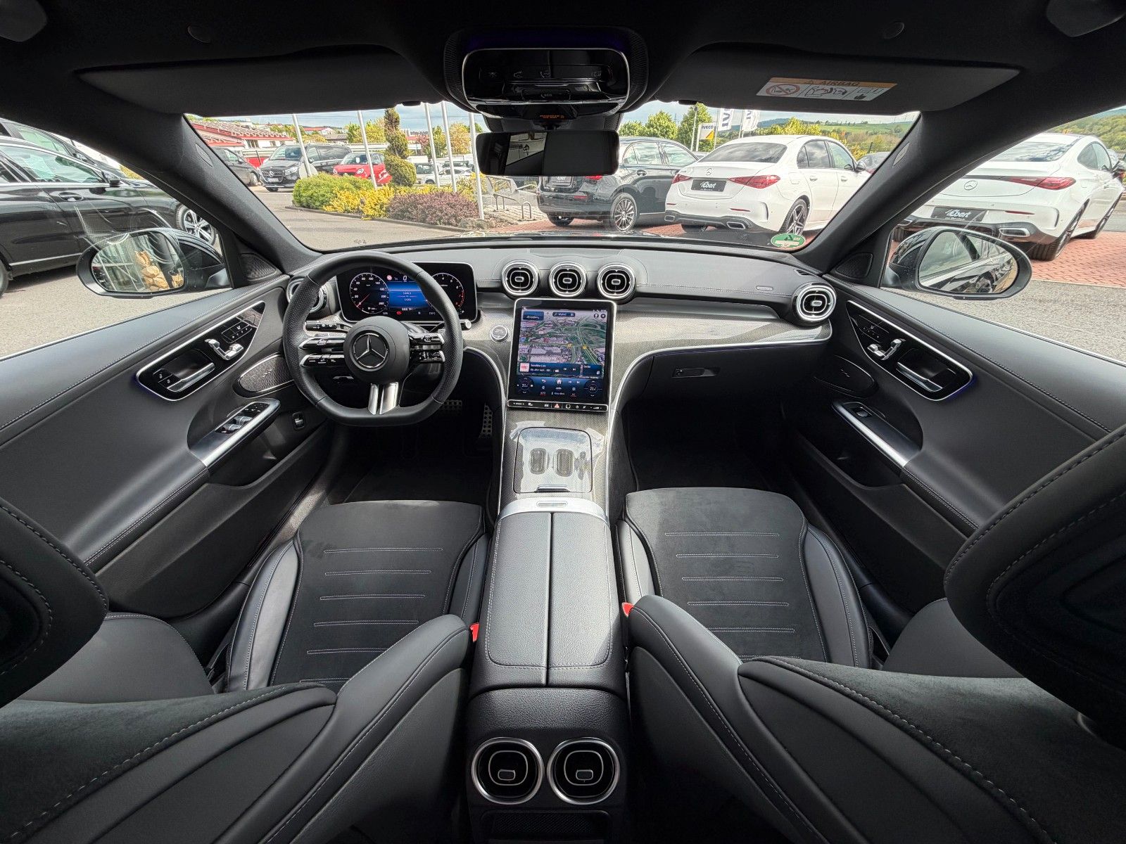 Fahrzeugabbildung Mercedes-Benz C 180 T AMG+AHK+Memory+Ambiente+TotW+