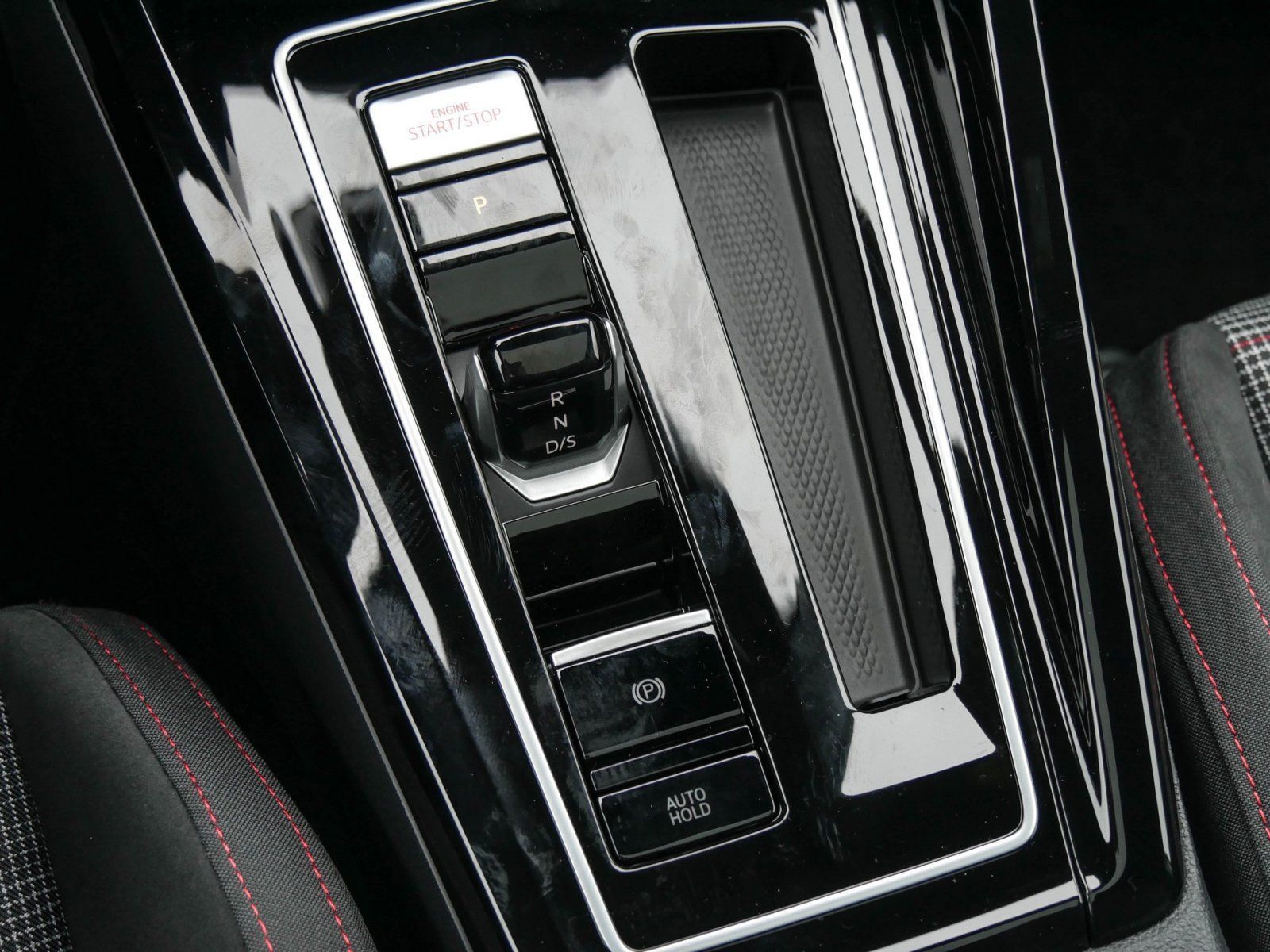 Volkswagen Golf - Bild 9