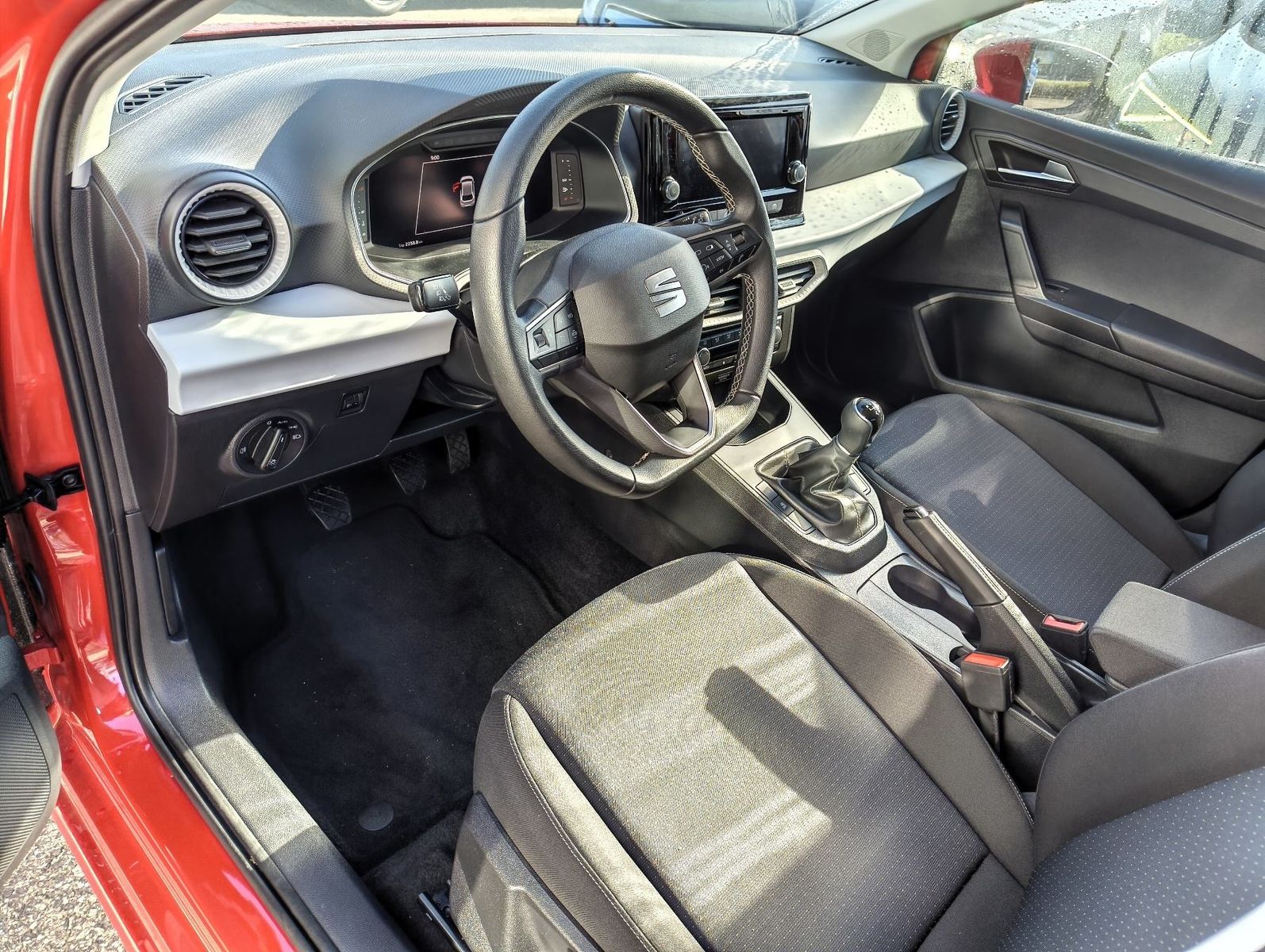 Fahrzeugabbildung SEAT Ibiza Style 1.0 TSI + A/C + Full Link + DAB