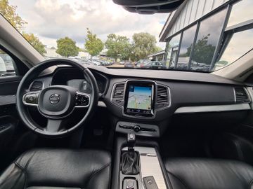 Volvo XC90 - 11