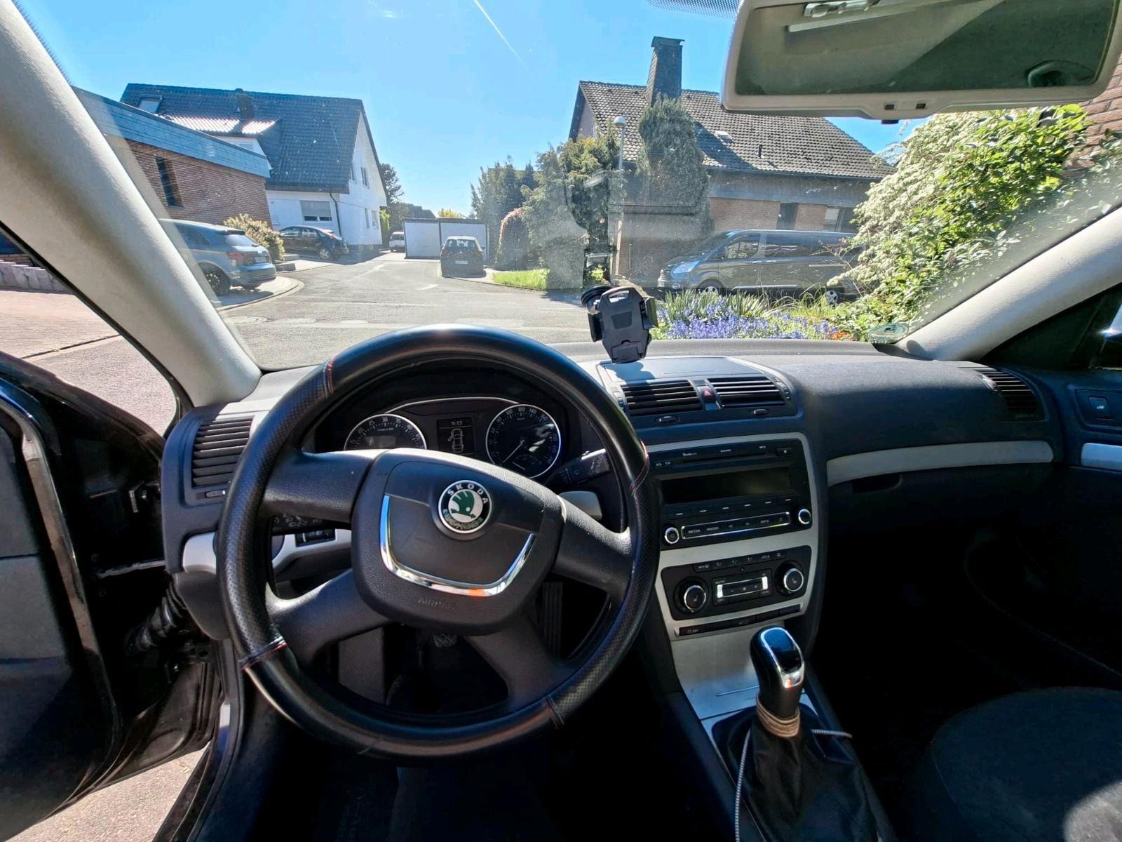 Skoda Octavia 2013 — photo 8