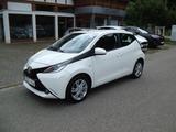 Toyota Aygo AYGO x-play touch - Toyota Aygo (X) in Freiburg