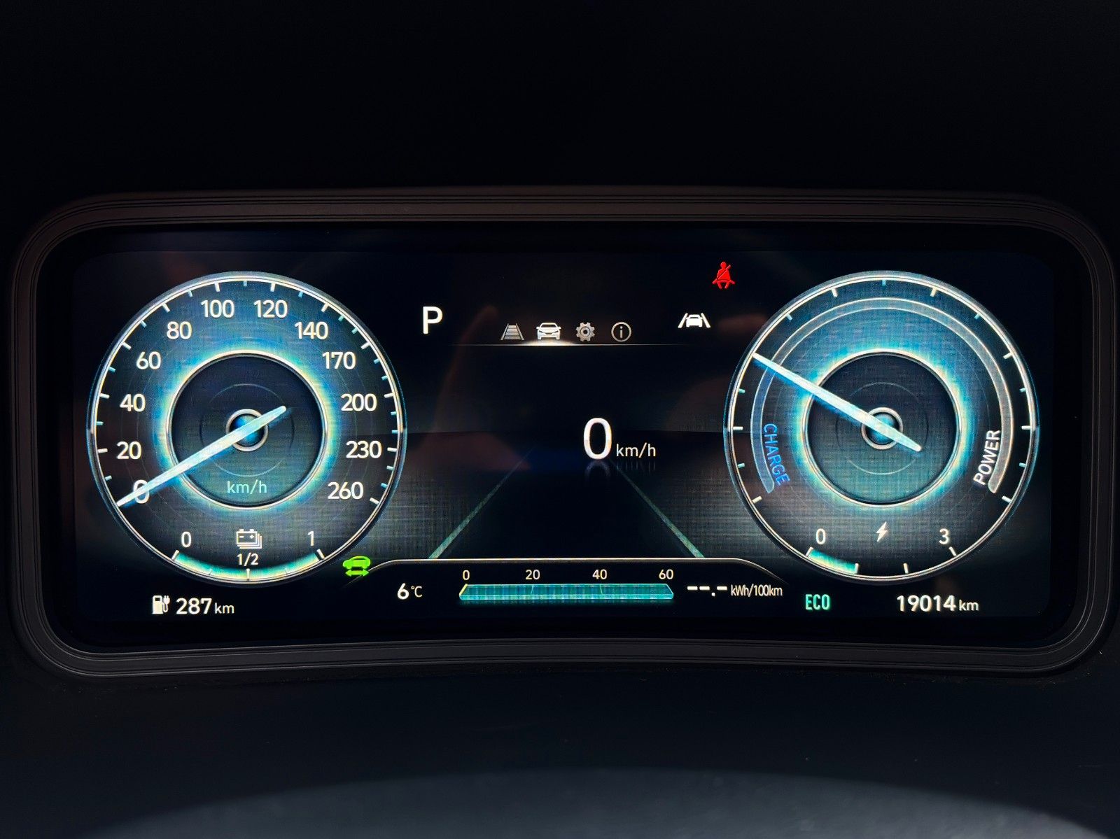 Fahrzeugabbildung Hyundai KONA E Select LKA ACC PDC SHZ LHZ CarPlay Navi