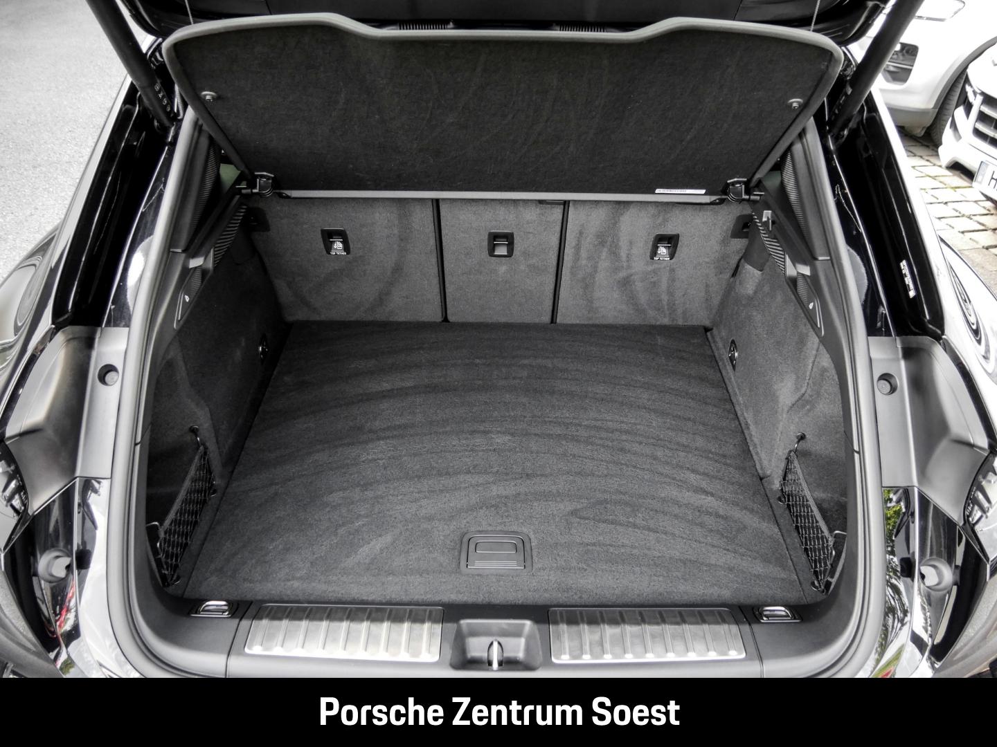Porsche Macan Electric Basis/21-Zoll/Panoramadach/BOSE