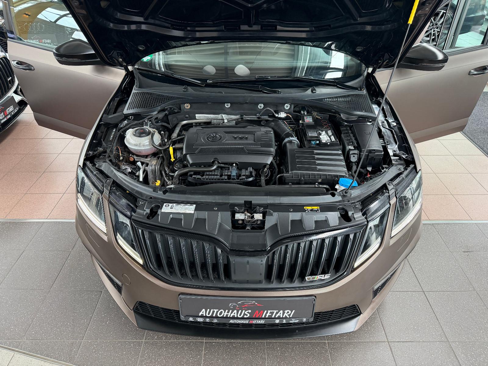 Skoda Octavia Combi RS 2.0 TSI DSG Black Design Borbet