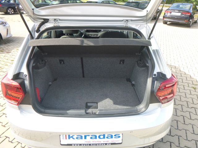 Fahrzeugabbildung Volkswagen Polo VI Highline >95 PS/Navi/Sitzheiz/PDC<