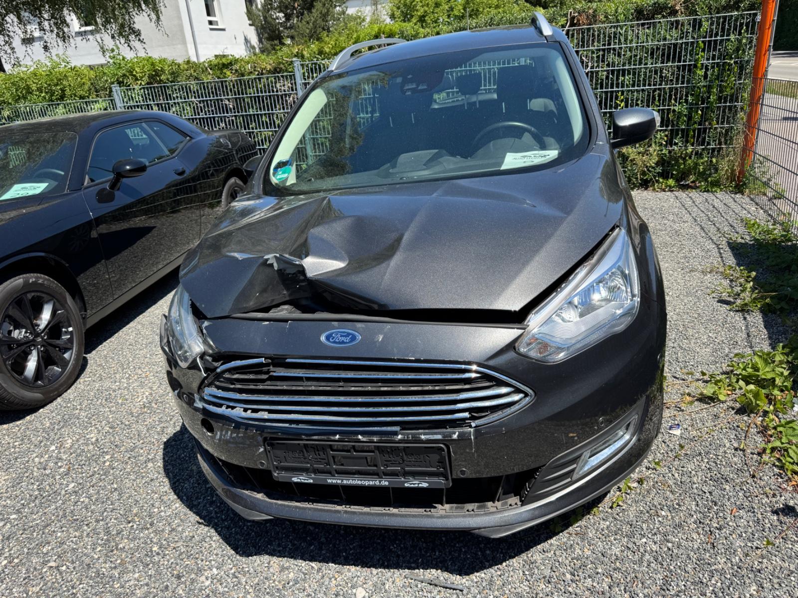 Ford Grand C-Max Grand C-MAX Titanium 1,5 l