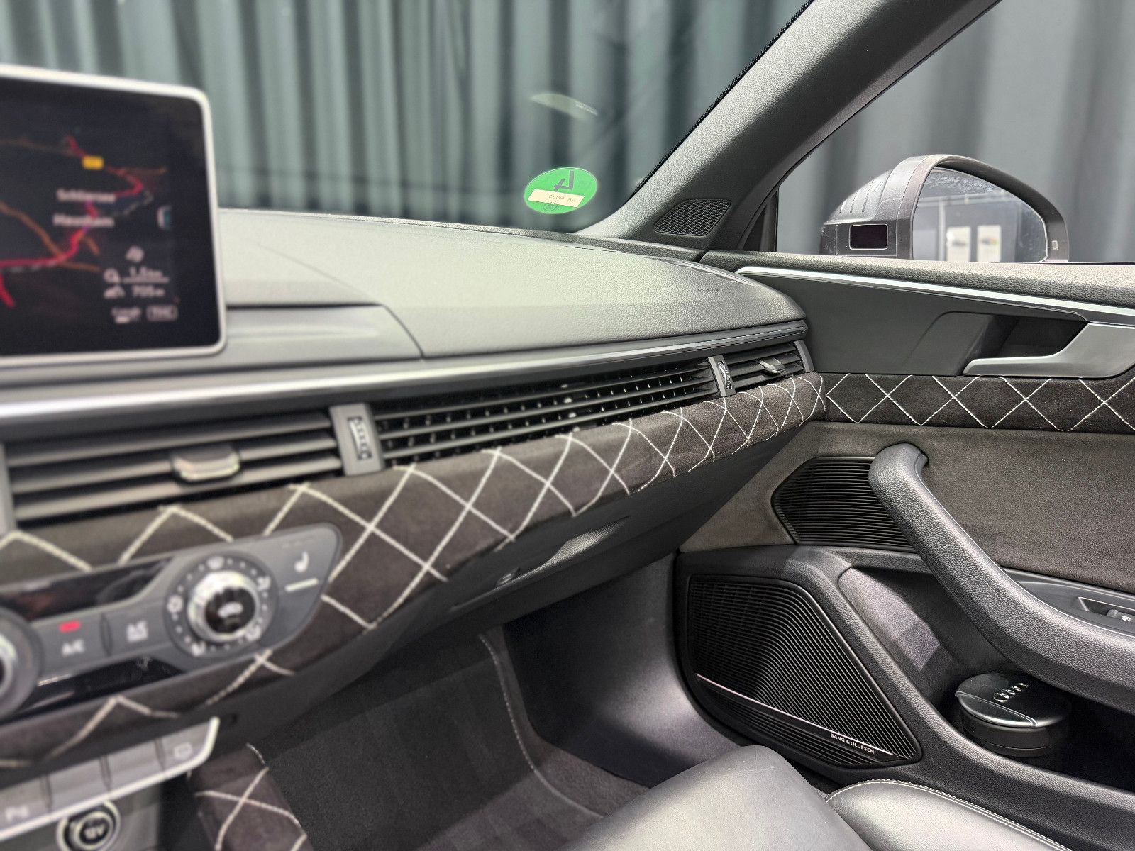 Fahrzeugabbildung Audi A5 Cabriolet S-LineB&O|MASSAGE|RS-SITZE|360°