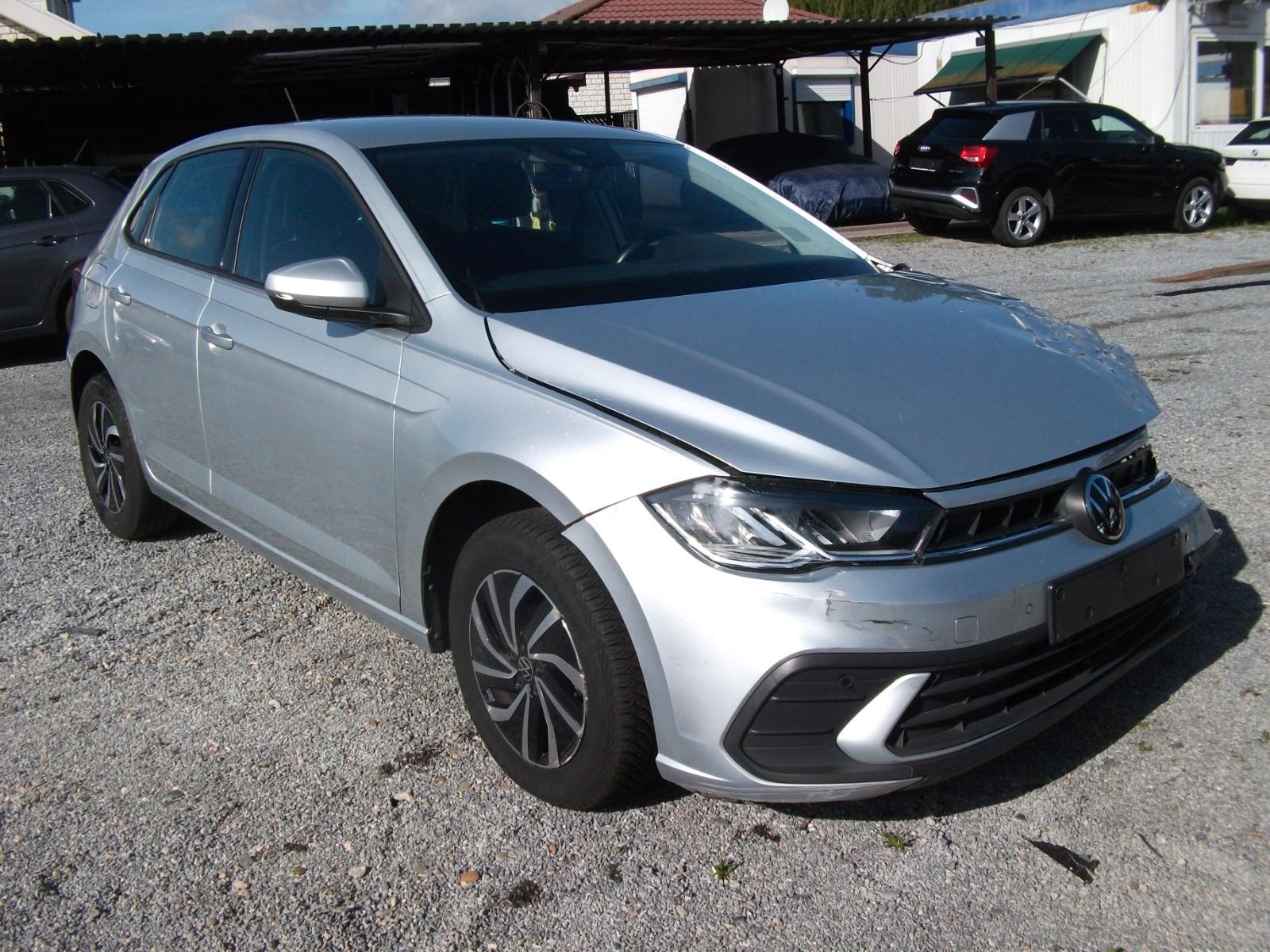 Volkswagen Polo VI Life.DSG.NAVI.KLIMATRONIC.ALLU...