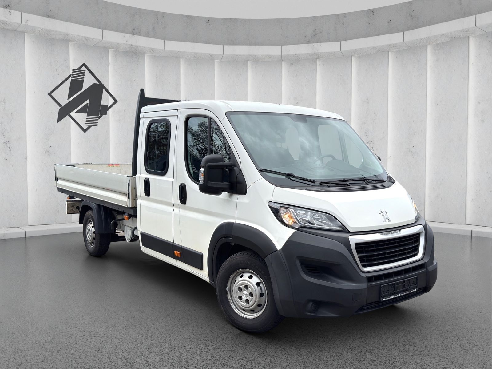 Fahrzeugabbildung Peugeot Boxer 435 L4 BlueHDi 165 DoKa*Klima*AHK*DOPPELK*