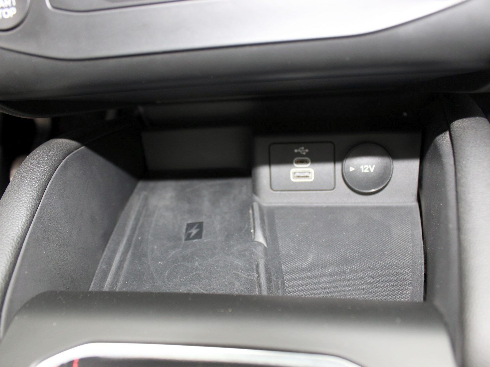 Fahrzeugabbildung Ford Focus ST-Line X 1,0 EcoBoost Mild-Hybrid