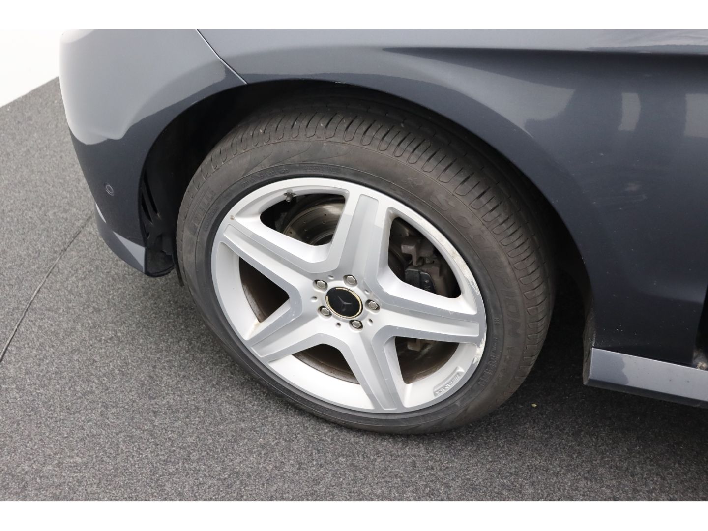 Fahrzeugabbildung Mercedes-Benz ML 350 CDI BlueTec Pano Schiebe Standheizung SHZ